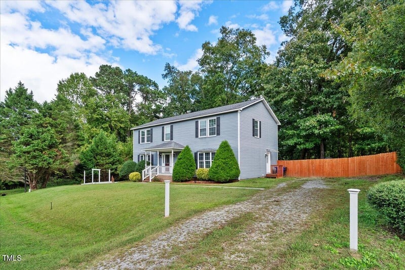 8513 Kenridge Ln, Fuquay Varina, NC 27526