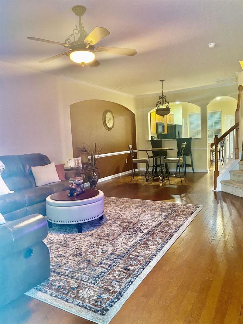 8513 Quarton Dr, Raleigh, NC 27616