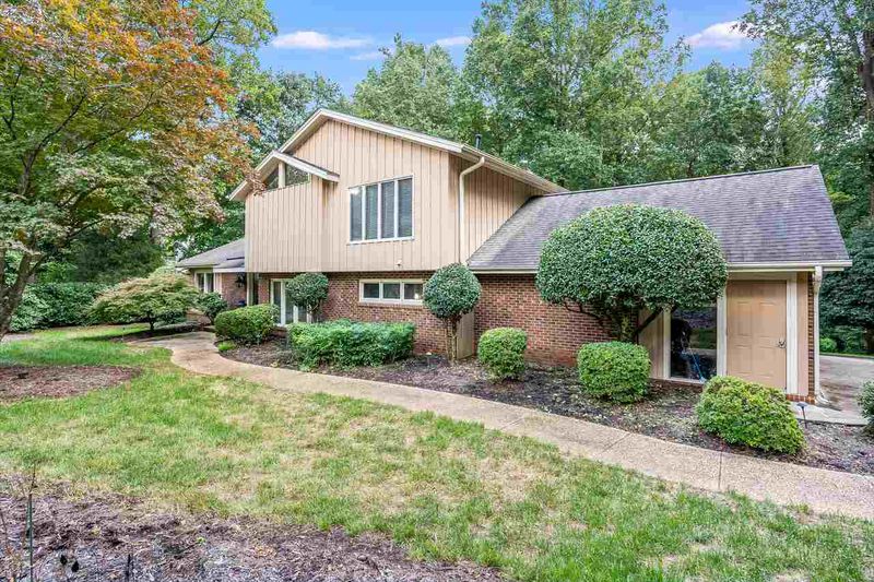 8513 Sawyer Dr, Raleigh, NC 27613