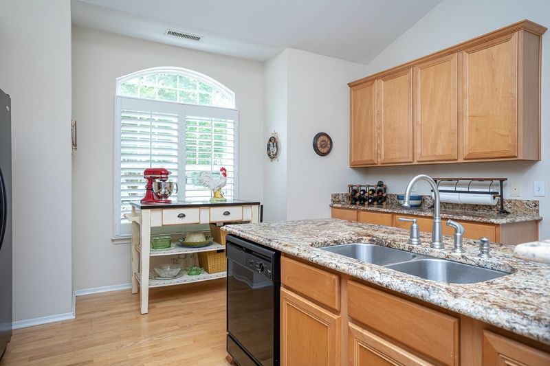 8514 Slabstone Ct, Raleigh, NC 27613