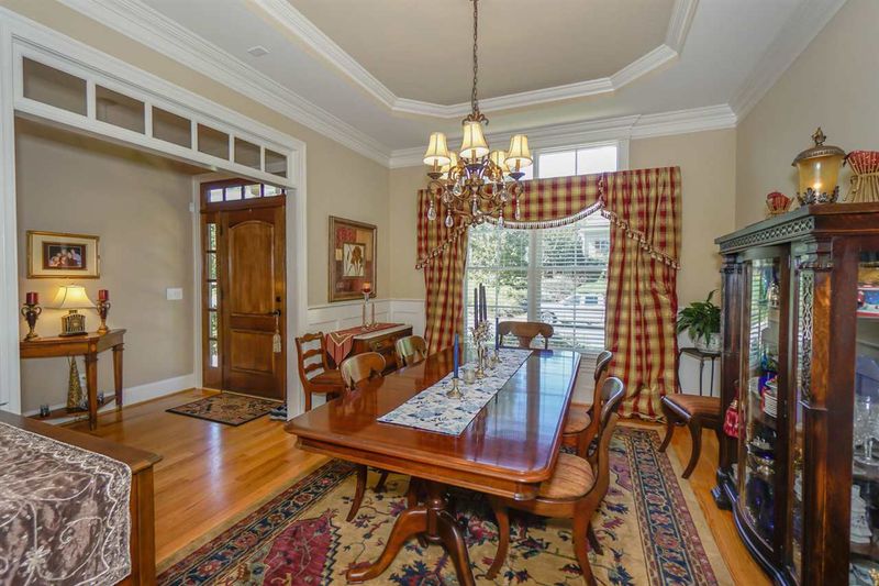 8516 Briarthorne Pl, Raleigh, NC 27613