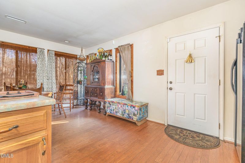 8516 Dunlee Falls Rd, Raleigh, NC 27613