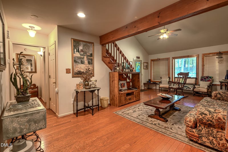 8516 Dunlee Falls Rd, Raleigh, NC 27613