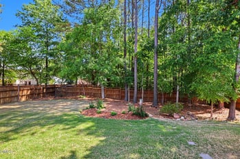 8516 Plimoth Hill Dr, Wake Forest, NC 27587