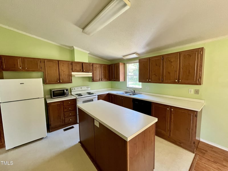 8516 Wayfair Ct, Fuquay Varina, NC 27526