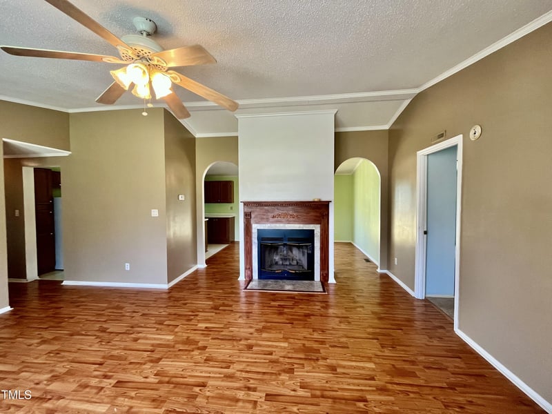 8516 Wayfair Ct, Fuquay Varina, NC 27526