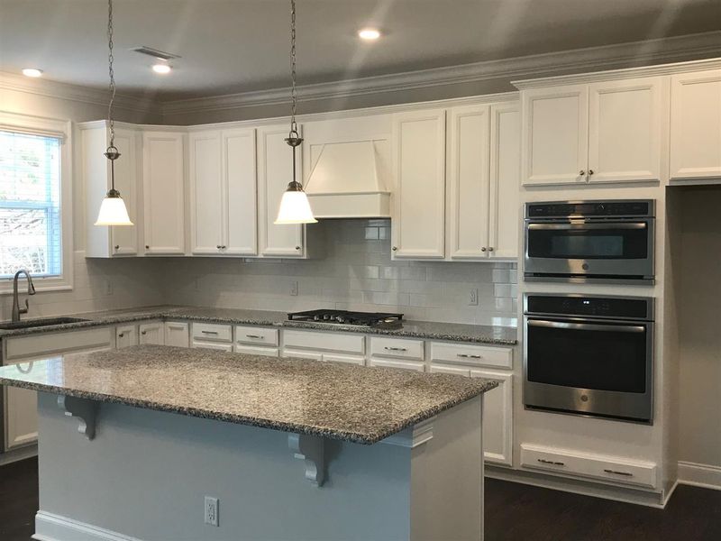 8517 Secreto Dr, Raleigh, NC 27606