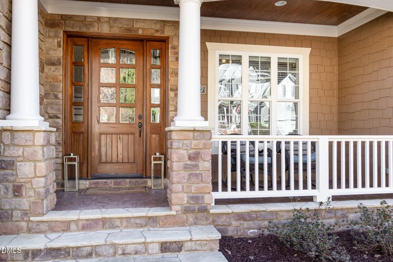 8517 Stonechase Dr, Raleigh, NC 27613
