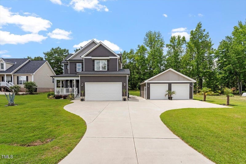 852 Cokesbury Park Ln, Fuquay Varina, NC 27526
