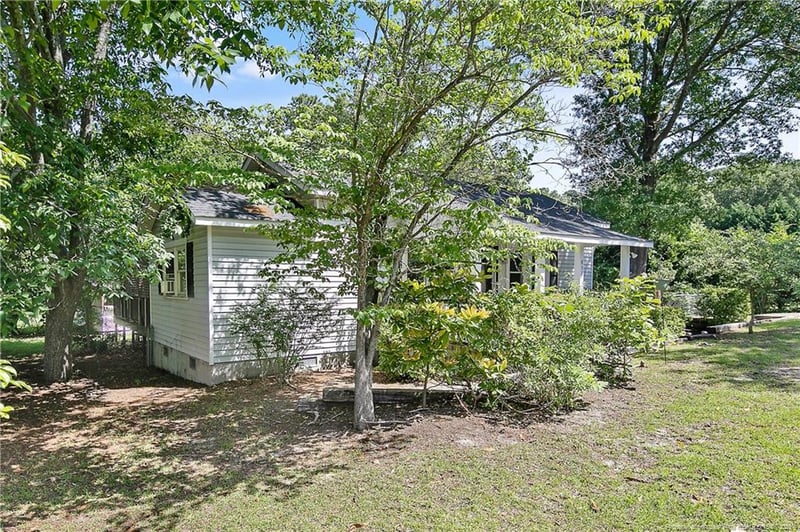852 Ridge Rd, Fayetteville, NC 28311
