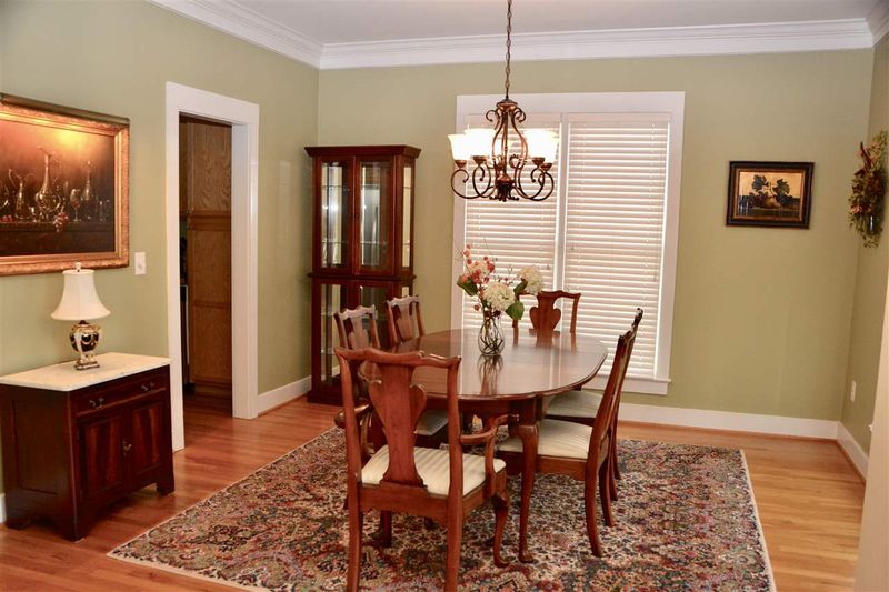 852 Stroud Cir, Wake Forest, NC 27587