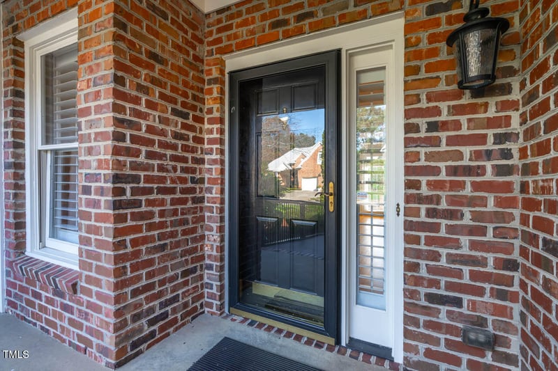 8520 Davishire Dr, Raleigh, NC 27615