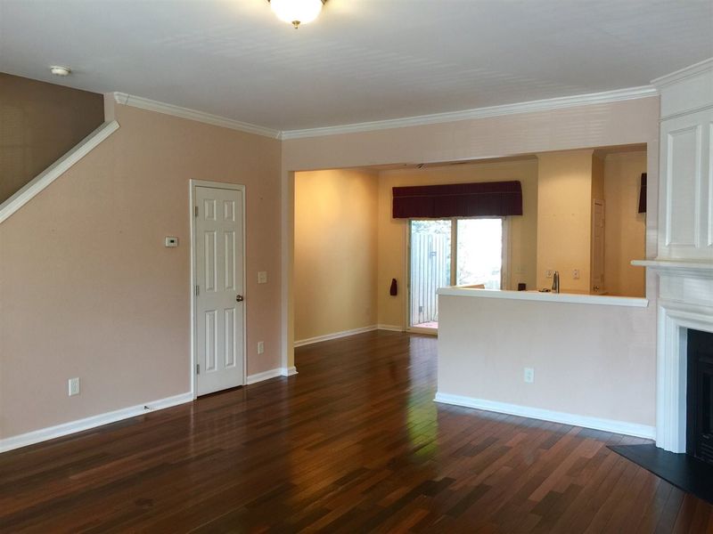 8520 Mount Valley Ln, Raleigh, NC 27613