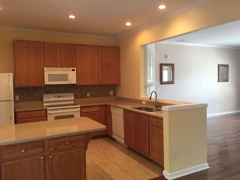 8520 Mount Valley Ln, Raleigh, NC 27613
