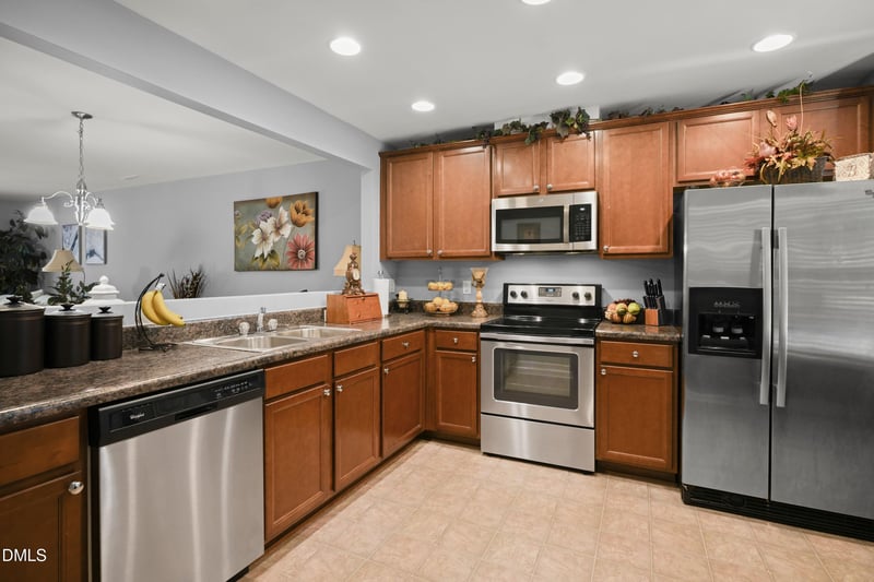 8520 Quarton Dr, Raleigh, NC 27616