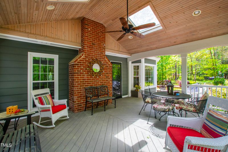 8520 Sleepy Creek Dr, Raleigh, NC 27613