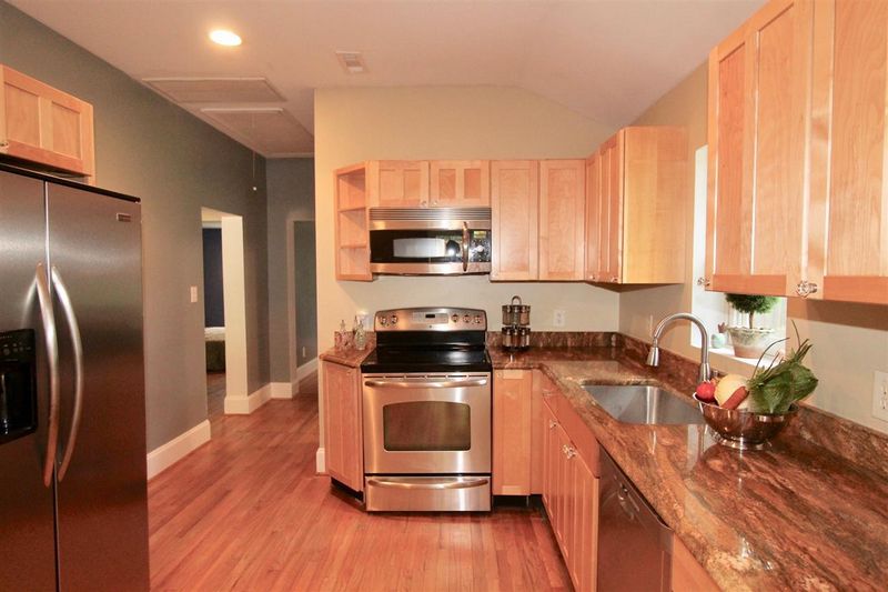 8520 Union Grove Church Rd, Chapel Hill, NC 27516