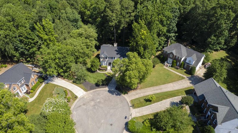 8521 Hampton Chase Ct, Wake Forest, NC 27587