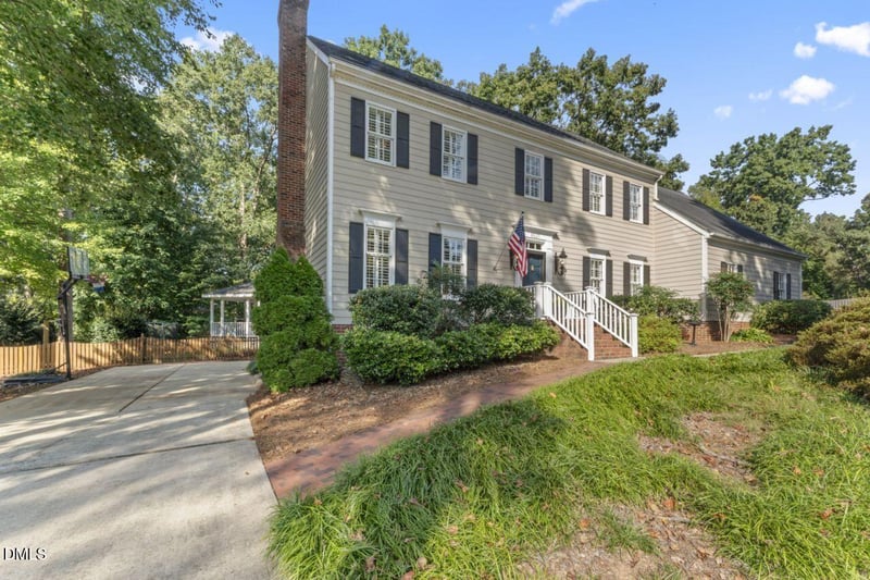 8521 Harbor Dr, Raleigh, NC 27615