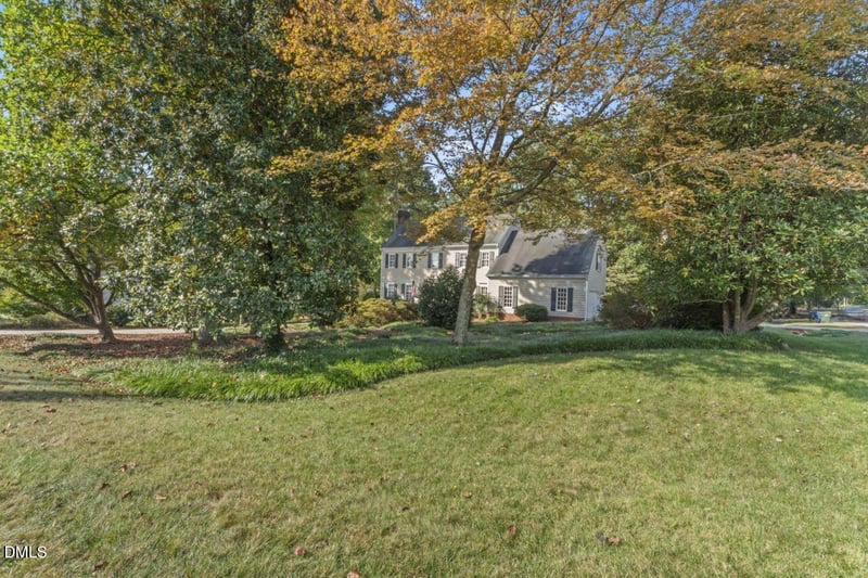 8521 Harbor Dr, Raleigh, NC 27615