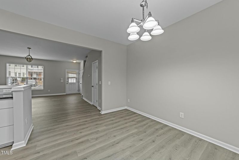 8521 Mount Valley Ln, Raleigh, NC 27613