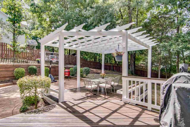 8521 Parlange Woods Ln, Wake Forest, NC 27587
