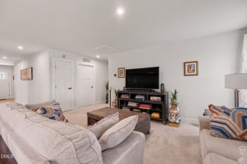 8525 Kenridge Ln, Fuquay Varina, NC 27526