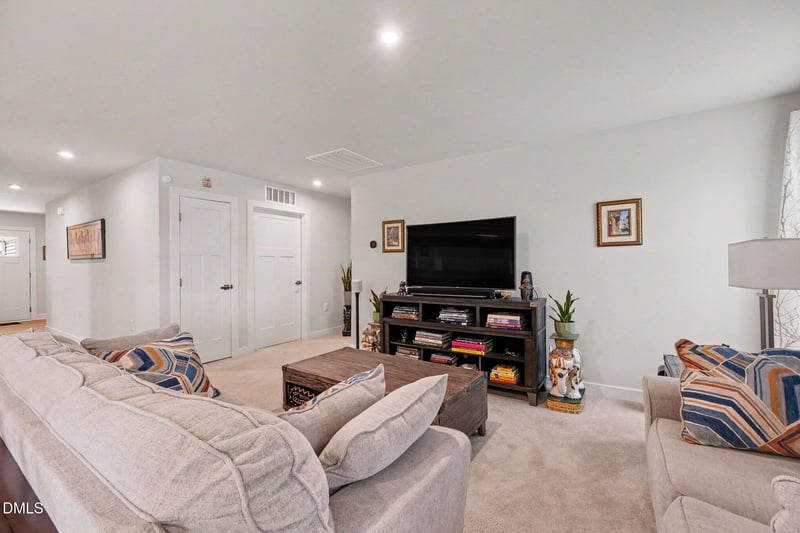 8525 Kenridge Ln, Fuquay Varina, NC 27526