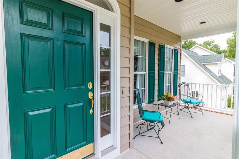 8525 Plimoth Hill Dr, Wake Forest, NC 27587