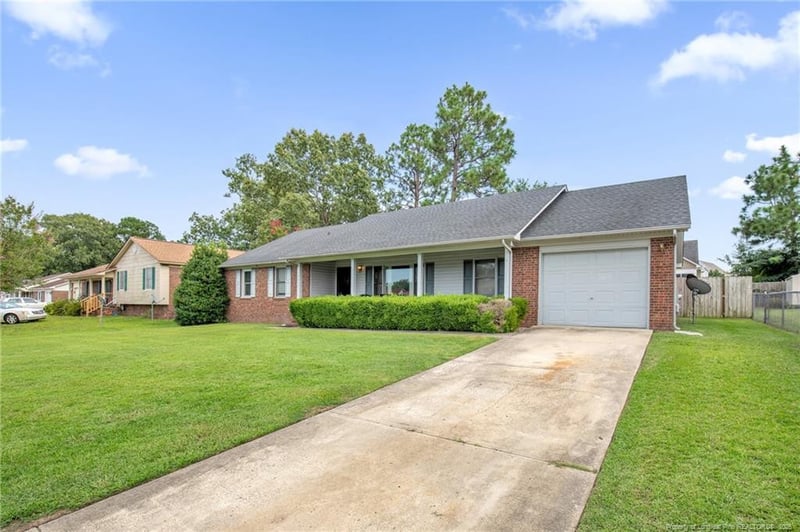 8529 Amish Dr, Fayetteville, NC 28314