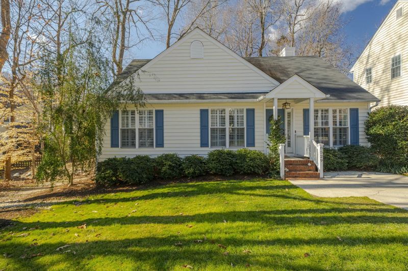 8529 Clivedon Dr, Raleigh, NC 27615