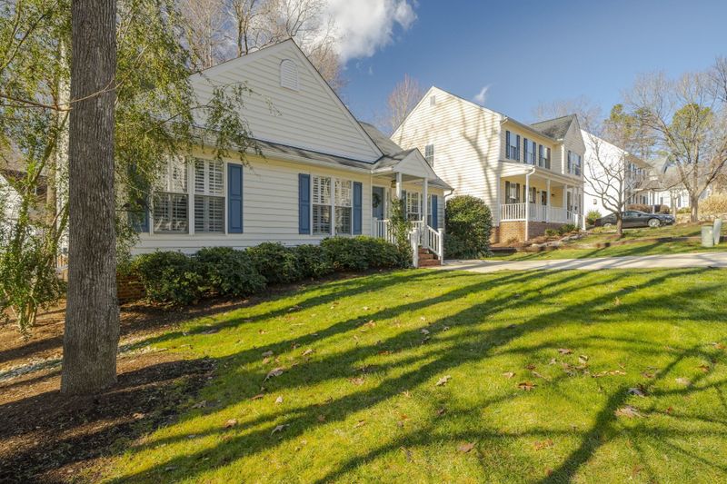 8529 Clivedon Dr, Raleigh, NC 27615