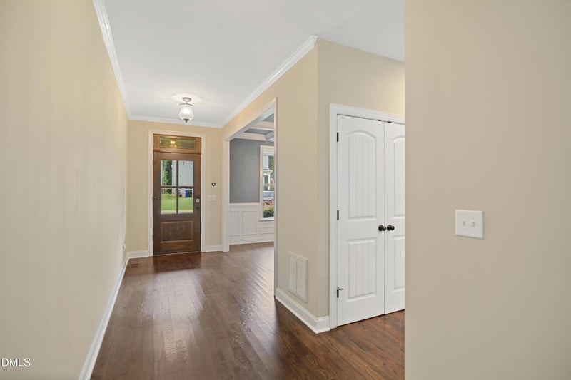 8529 Hurst Dr, Raleigh, NC 27603