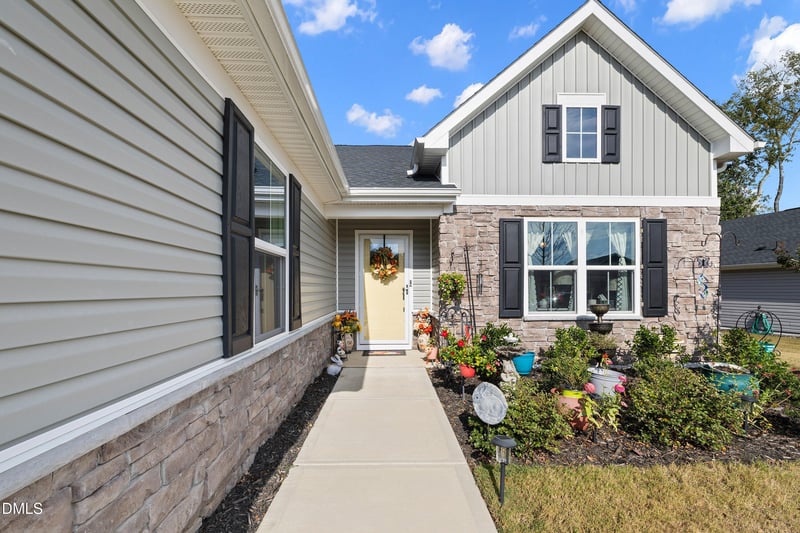 8529 Kenridge Ln, Fuquay Varina, NC 27526