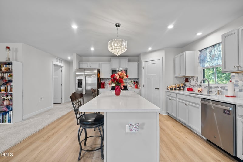 8529 Kenridge Ln, Fuquay Varina, NC 27526