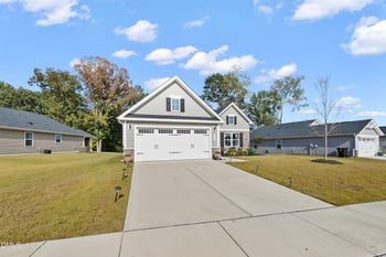 8529 Kenridge Ln, Fuquay Varina, NC 27526