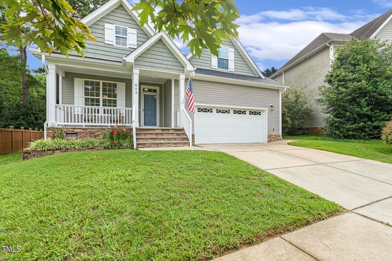 853 Bluffcreek Dr, Fuquay Varina, NC 27526