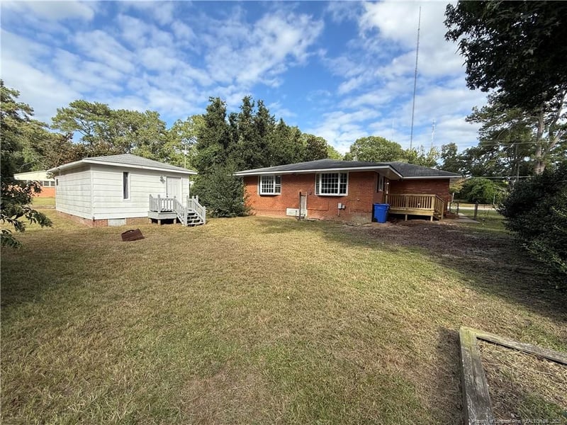 853 Shannon Dr, Fayetteville, NC 28303