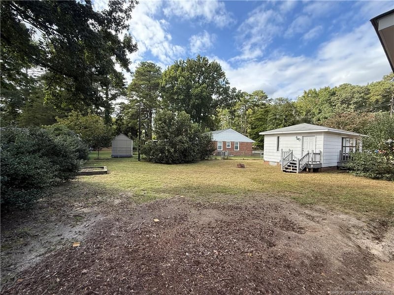 853 Shannon Dr, Fayetteville, NC 28303