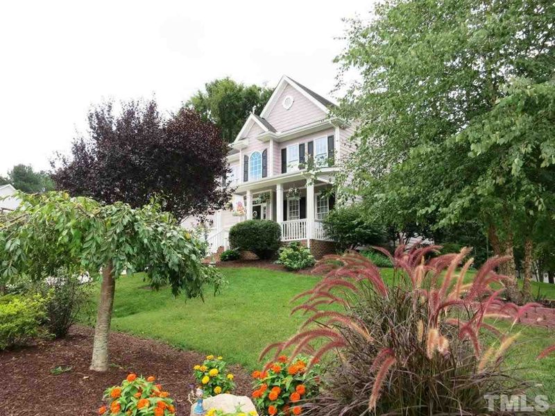 8541 Plimoth Hill Dr, Wake Forest, NC 27587