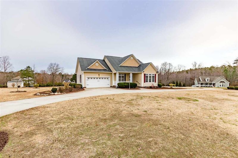 855 Cedar Creek Dr, Wendell, NC 27591