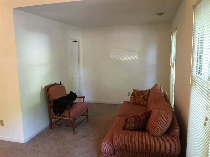 855 Dalewood Dr, Raleigh, NC 27610