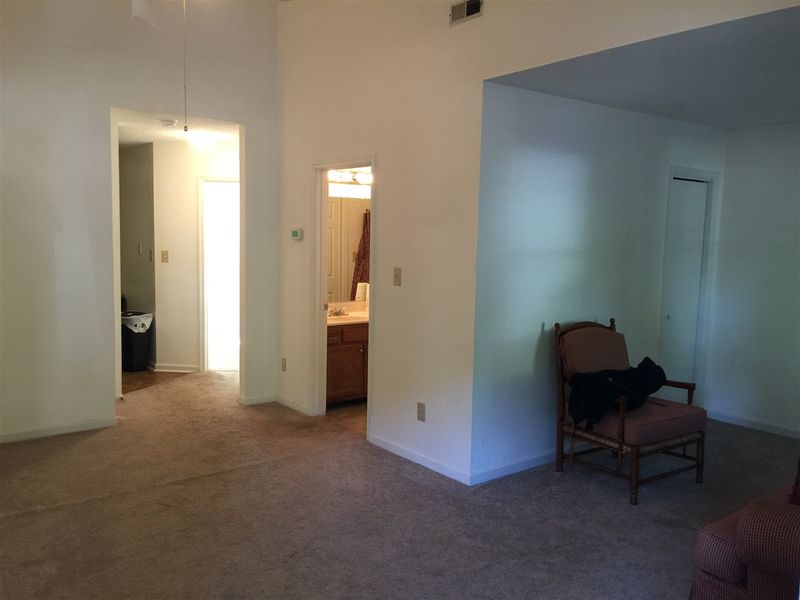 855 Dalewood Dr, Raleigh, NC 27610