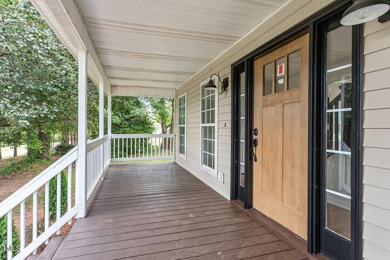 855 Sunrise Dr, Garner, NC 27529
