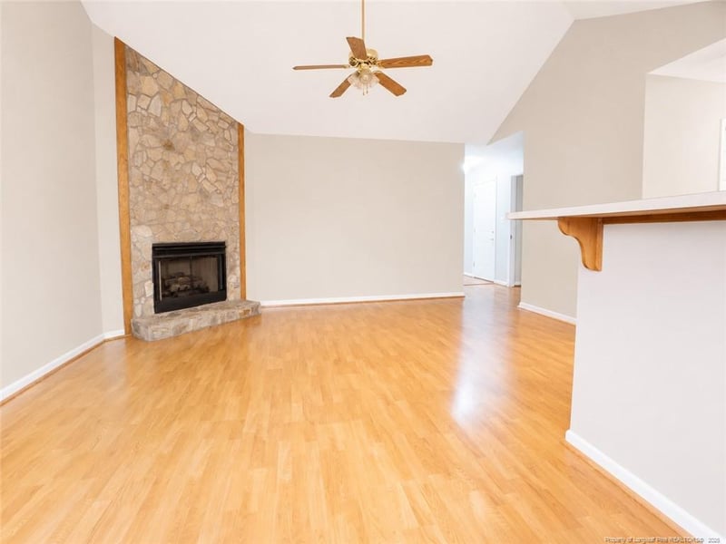 855 Turkey Ridge Dr, Fayetteville, NC 28314