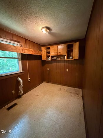 857 Newcombe Rd, Raleigh, NC 27610