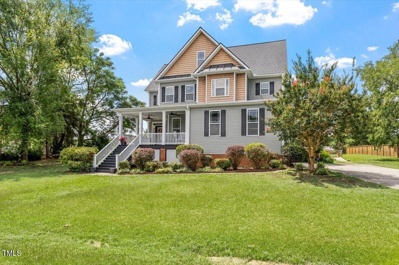857 Ruth Cir, Fuquay Varina, NC 27526