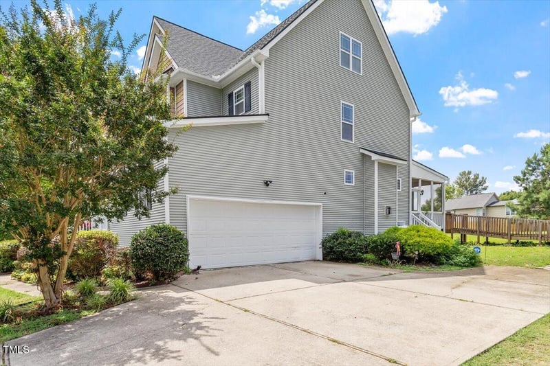 857 Ruth Cir, Fuquay Varina, NC 27526