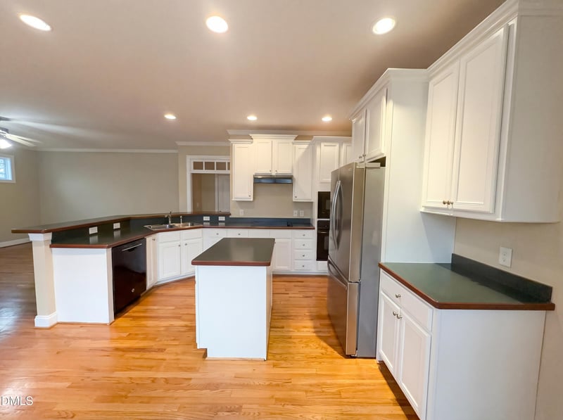 857 Ruth Cir, Fuquay Varina, NC 27526