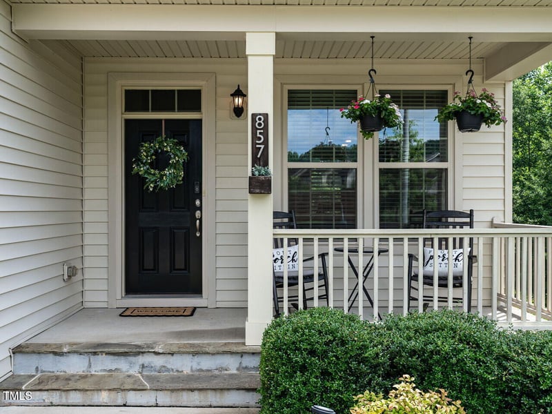 857 Stable Fern Dr, Fuquay Varina, NC 27526